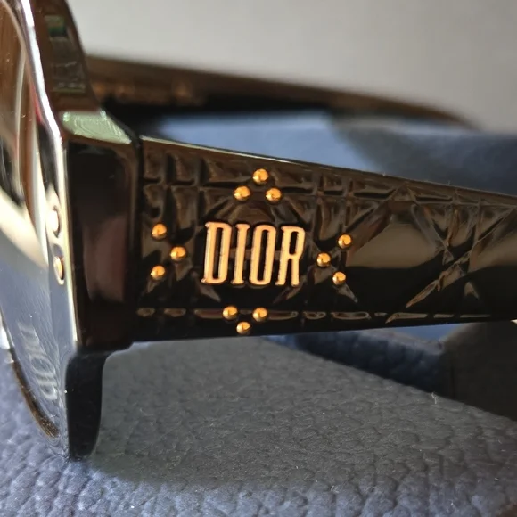 New! Never Worn, With Tags. Dior Chic Black and Gold  display picture 3